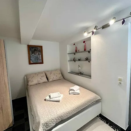 In 50845 Grizane-Belgrad